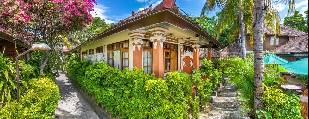 Paradise Palm Beach Bungalows And Dive Center Tulamben Eksteriør bilde